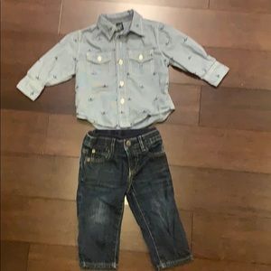 12 month Baby Gap outfit jeans and top